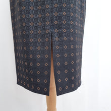 Load image into Gallery viewer, Max Mara Pencil Skirt Midi Jacquard Studio Black Floral Lined Work Smart 12
