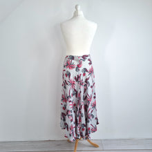 Load image into Gallery viewer, Brora Midi Skirt Pineapple 100% Linen A Line Flare Print Tropical Grey Summer 14
