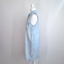 Load image into Gallery viewer, Levi&#39;s Denim Dress Sleeveless Shirt Light Blue Wash Mini Button Down Size XS
