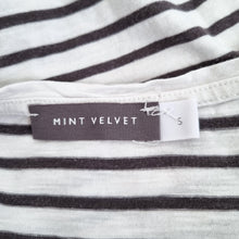 Load image into Gallery viewer, Mint Velvet Striped Top Sequin Lips Small T-Shirt White Gold 100% Cotton Breton
