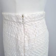 Load image into Gallery viewer, M&amp;S Per Una Skirt Lace UK 22 Ivory White Straight Knee Lined Party Scalloped
