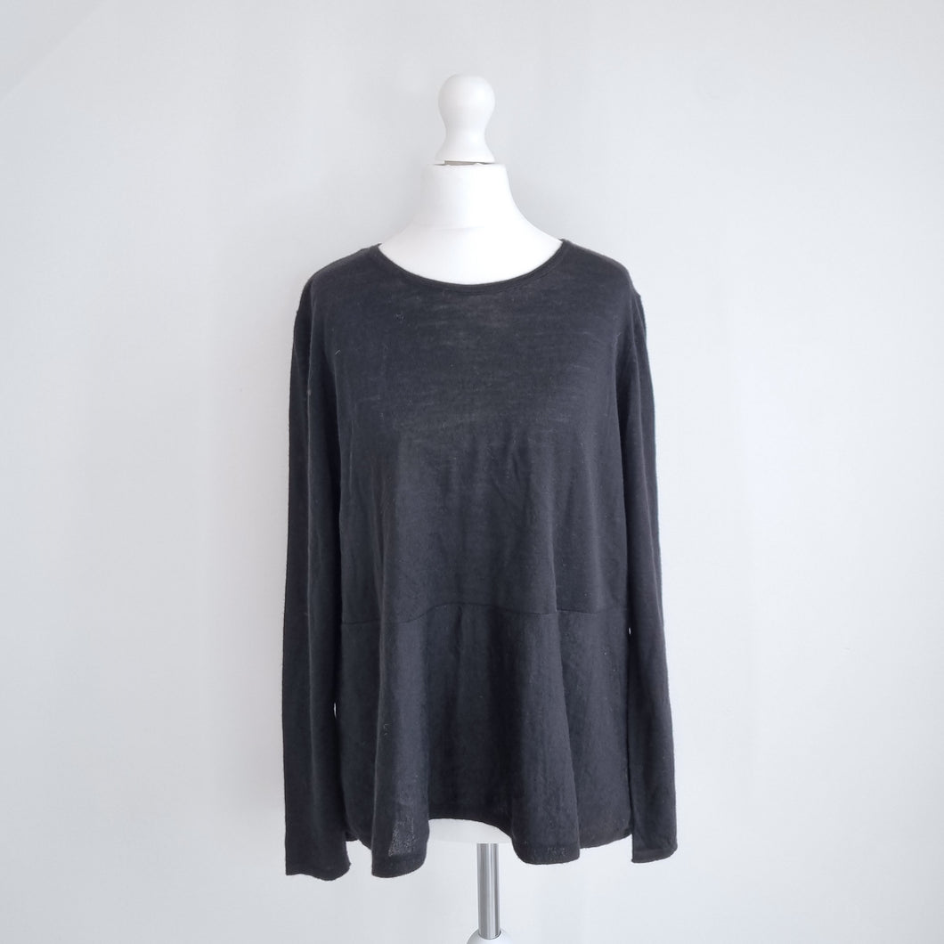 COS Jumper 100% Wool Black Fine Knit Slouchy Dipped Hem Draped Sweater Small