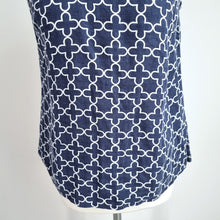 Load image into Gallery viewer, Boden 100% Linen Sleeveless Blouse Top 10 Navy Blue Floral Retro Print Button
