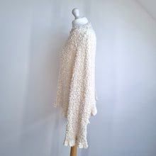 Load image into Gallery viewer, Zara Jumper Cream Textured Chunky Knit Slouchy Extra Long Sleeves Cotton Medium

