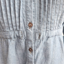 Load image into Gallery viewer, Mudd &amp; Water Denim Shirt UK 12 Blue Chambray Pintuck Button Front Long Sleeves
