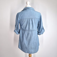 Load image into Gallery viewer, Mudd &amp; Water Denim Shirt UK 12 Blue Chambray Pintuck Button Front Long Sleeves
