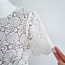 Load image into Gallery viewer, Reiss Dress Lace Shift Off White Nude Lining Swift Scalloped Cocktail Floral 8
