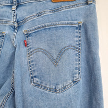Load image into Gallery viewer, Levi&#39;s Jeans Mile High Super Skinny Light Blue Wash Stretch Plus Size 16W  W34
