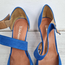 Load image into Gallery viewer, Kaleidoscope Real Suede Shoes Royal Blue UK 6 High Heels Strap Court Pointy
