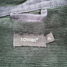 Load image into Gallery viewer, Howies Corduroy Mens Shirt XL Overshirt Jacket Green Pockets Shacket 100% Cotton
