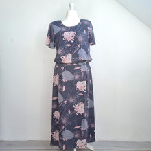 Load image into Gallery viewer, Jacques Vert Outfit Co-Ord Grey Midi Skirt Blouse Floral Beaded Occasion 18 20
