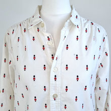 Load image into Gallery viewer, Chocoolate Shirt Royal Guard Print English Tunic Pockets Top 100% Cotton Small
