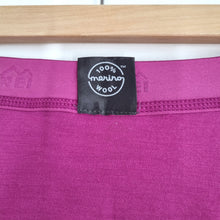 Load image into Gallery viewer, REI Kids Thermal Leggings Merino Wool M 10-12 Pink Base Layer Hiking Outdoors
