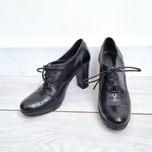 Load image into Gallery viewer, Black Leather Oxford Shoes Lace Up Heeled Brogues Size EU 36 UK 3 Be Original
