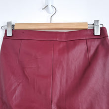 Load image into Gallery viewer, Zara Faux Leather Trousers Burgundy Dark Red Skinny Ankle Zip High Rise XS
