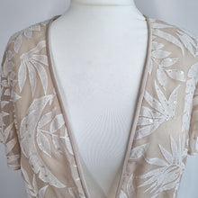 Load image into Gallery viewer, Jacques Vert Open Blouse UK 18 Cream Devore Leaf Pattern Shrug Bolero V Neck
