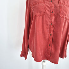 Load image into Gallery viewer, M&amp;S Chambray Shirt Blouse Rust Red Long Sleeves Casual Work 100% Lyocell 16
