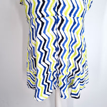 Load image into Gallery viewer, M&amp;S Mini Tunic Dress Size 20 Petite Button Down Smock Zigzag Print Viscose
