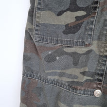 Load image into Gallery viewer, Airwalk Shorts Camouflage Print Cargo Men&#39;s Khaki Green 100% Cotton Bermuda XL
