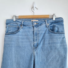 Load image into Gallery viewer, Levi&#39;s Jeans Mile High Super Skinny Light Blue Wash Stretch Plus Size 16W  W34
