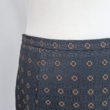 Load image into Gallery viewer, Max Mara Pencil Skirt Midi Jacquard Studio Black Floral Lined Work Smart 12
