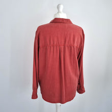 Load image into Gallery viewer, M&amp;S Chambray Shirt Blouse Rust Red Long Sleeves Casual Work 100% Lyocell 16
