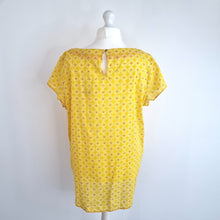 Load image into Gallery viewer, NEW White Stuff Top Yellow Blouse 100% Organic Cotton Pattern Short Sleeves 20
