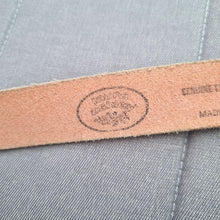 Load image into Gallery viewer, Vintage Laura Ashley Belt Genuine English Leather Skinny Nude Pink Gold  30-34''
