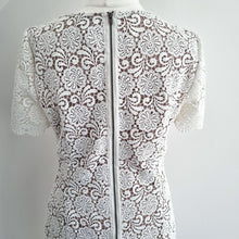 Load image into Gallery viewer, Reiss Dress Lace Shift Off White Nude Lining Swift Scalloped Cocktail Floral 8
