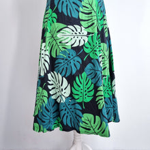 Load image into Gallery viewer, Collectif Dress A Line Monstera Leaf Dolores Stretch Retro Cotton Midi 50s 18
