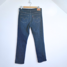 Load image into Gallery viewer, Levi&#39;s Shaping Straight Jeans W 31 Ladies 314 Dark Blue Mid Rise Stretch Denim
