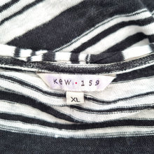 Load image into Gallery viewer, Kew 100%  Linen Top Black White Striped Size XL Slouchy T-shirt Casual Breton
