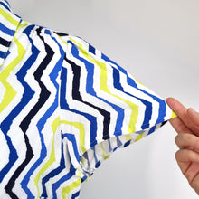 Load image into Gallery viewer, M&amp;S Mini Tunic Dress Size 20 Petite Button Down Smock Zigzag Print Viscose
