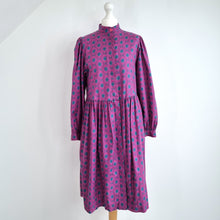 Load image into Gallery viewer, Vintage Laura Ashley Dress Pockets Button Pink Belted 100% Cotton Cottagecore 12
