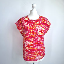 Load image into Gallery viewer, Whistles Blouse 100% Silk Pink Yellow Abstract Print Short Sleeves Top Bright 10
