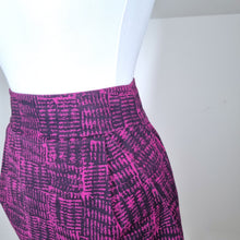 Load image into Gallery viewer, Marc by Marc Jacobs Tulip Skirt Mini Printed Pink Amy Winehouse 6 8
