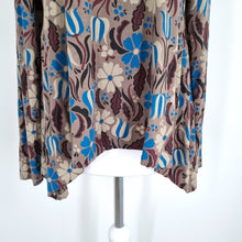 Load image into Gallery viewer, Gudrun Sjoden Top T-shirt Long Sleeves Floral Print Brown Scoop Waterfall Small
