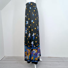 Load image into Gallery viewer, Vintage 70s Maxi Skirt Renjoy London Black Floral Pleated A Line Lined Retro 8
