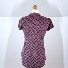 Load image into Gallery viewer, Nomads Blouse Button Down Jersey Top Shirt Floral Print Navy Burgundy Cotton 8
