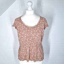 Load image into Gallery viewer, Noa Noa Blouse Camisole Vintage Y2K Top Beige Floral Print Belted Cap Sleeves XL
