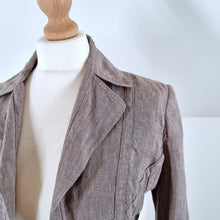 Load image into Gallery viewer, Stills 100% Linen Jacket Blazer Light Brown Lagenlook Pockets Work Lightweight 8
