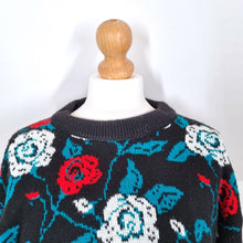 Load image into Gallery viewer, Vintage Jumper Floral Pattern Roses Black Retro Christmas Sweater Gothic 10 12
