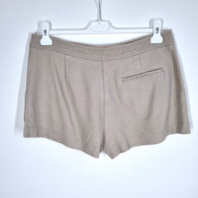 Load image into Gallery viewer, Stefanel Shorts Cream Chinos Linen Blend Hotpants Beige Pockets City Size 14
