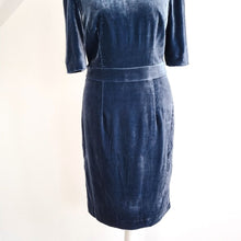 Load image into Gallery viewer, Boden Velvet Dress Blue Shift Occasion Silk Blend Christmas Lined Boat Neck 8 R
