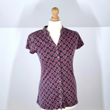 Load image into Gallery viewer, Nomads Blouse Button Down Jersey Top Shirt Floral Print Navy Burgundy Cotton 8
