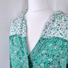 Load image into Gallery viewer, Zara Blouse Floral Ditsy Print Mint Green Boho Frilly Collar Shirt Viscose Small
