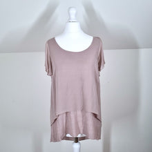 Load image into Gallery viewer, Mint Velvet Blouse Layered Effect Light Brown Top T-shirt Tunic Lagenlook 8
