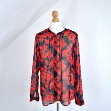 Load image into Gallery viewer, Hush Blouse Floral Print Red Shimmer Shirt Semi Sheer Chic Mandarin Collar 12
