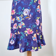 Load image into Gallery viewer, East Skirt 100% Linen Floral Print Blue Fit &amp; Flare Lined Summer Bright Knee 10
