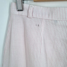 Load image into Gallery viewer, Vintage Mom Trousers House of Fraser Seersucker Striped Pink Tapered 10 12 14
